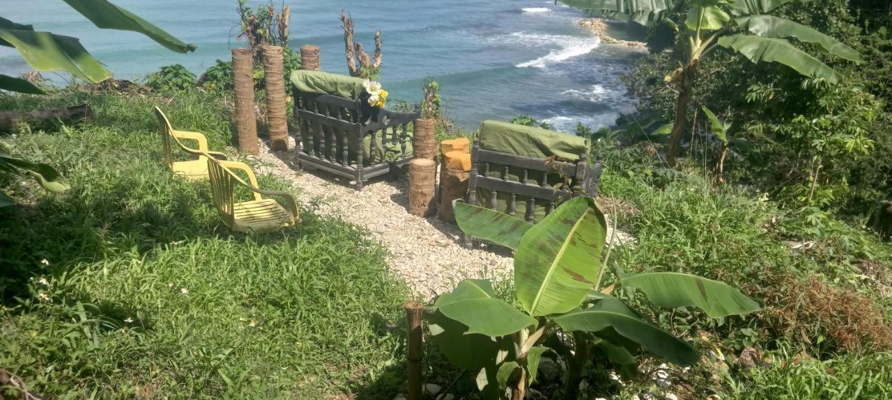 Treehouse Above The Beach Port Antonio Extérieur photo